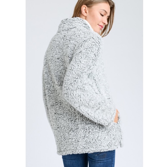IMELDA MUST HAVE Sherpa Sweater- GREY - Picture 3 of 3